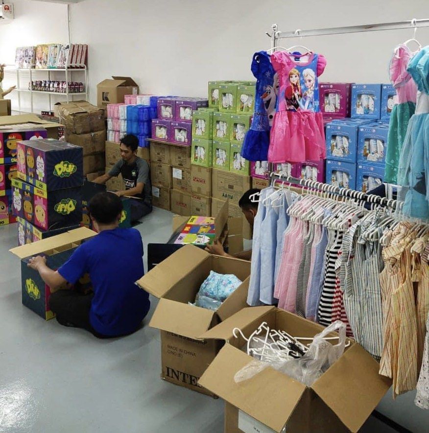 Kids sales clothing warehouse