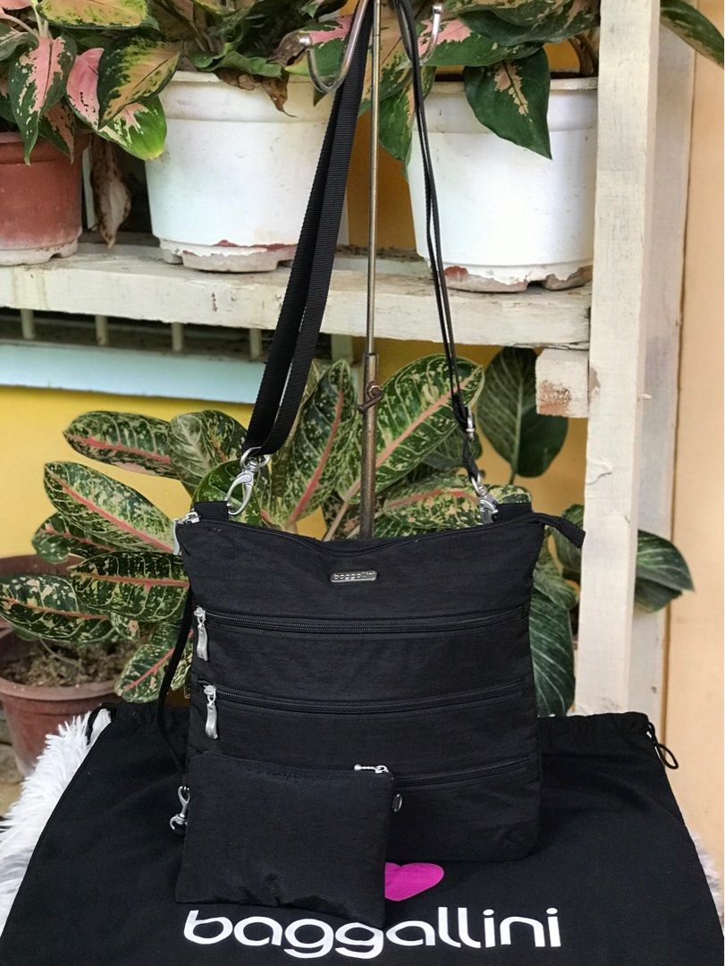Baggallini big zipper bag 2025