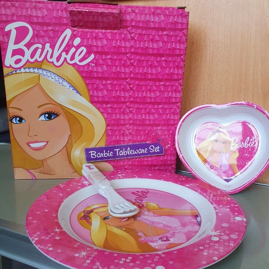 Barbie discount plate set