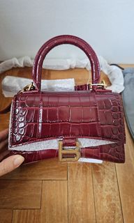 Balenciaga Hourglass XS top handle pink graffiti, Luxury, Bags & Wallets on  Carousell