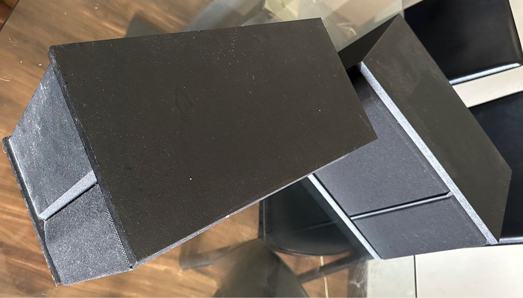 Bose 201 Series III mint condition 9.8/10 (Category: Soundbars, Speakers & Amplifiers) located in Manila. Submitted by dd061665 (Listing ID 1246789177, Image 3). Description: .