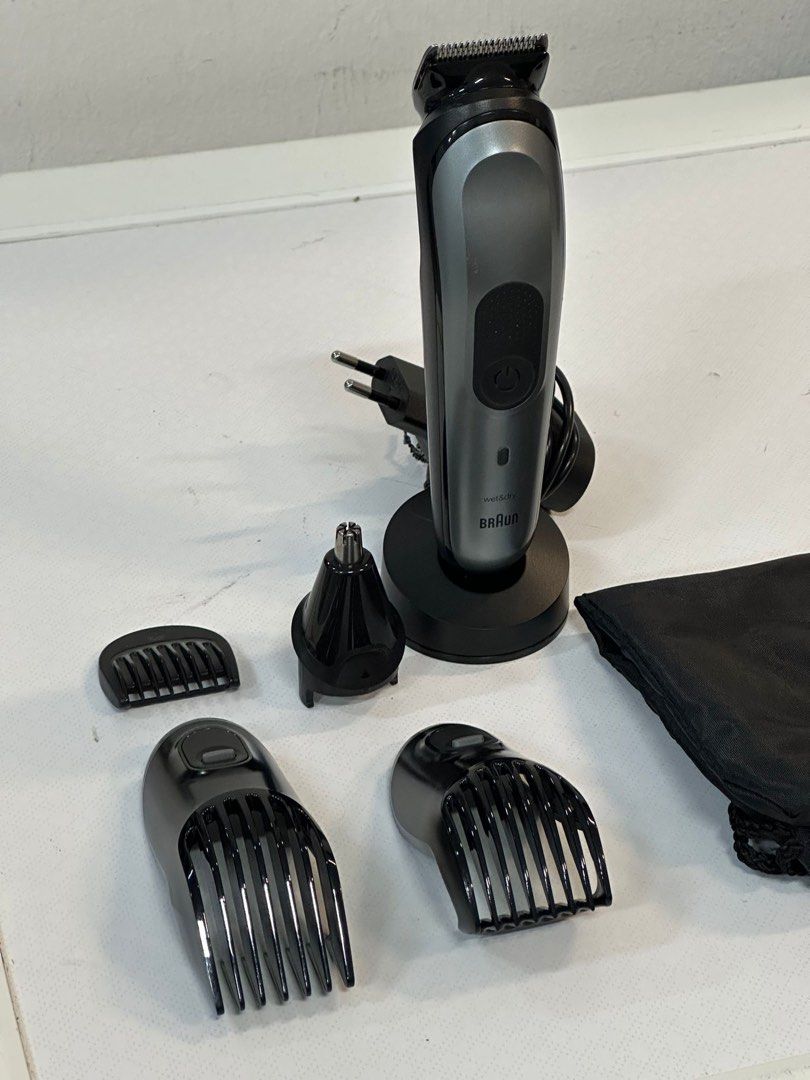 BRAUN 5544 Wet & Dry Cordless Multi Grooming Rechargeable Beard & Hair  Condition 8/10 $45 (☎️Kim 88118368)