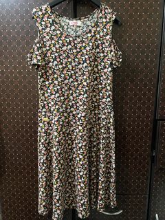 (Category: ) located in . Submitted by mgstuffboutique (Listing ID 1246820163, Image 1). Description: .