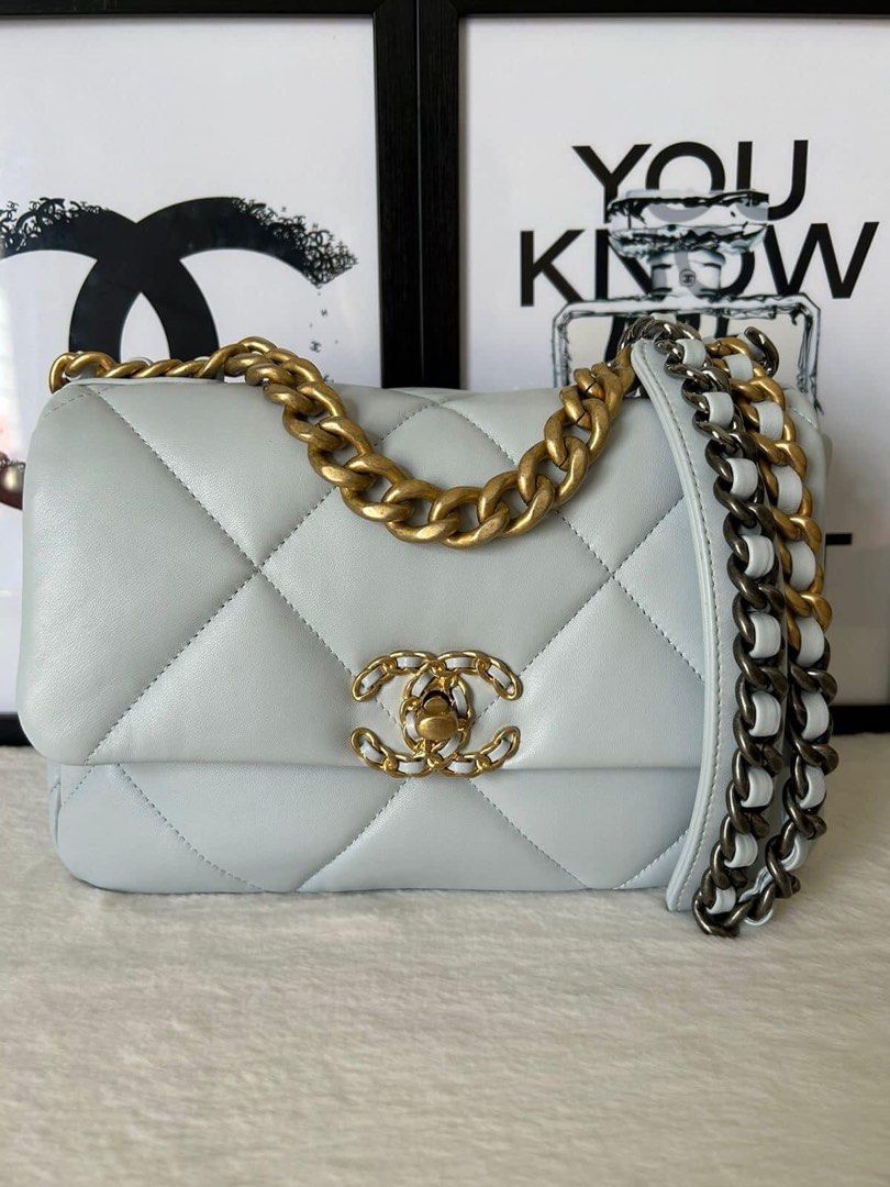 Chanel 19 best sale flap bag outfit