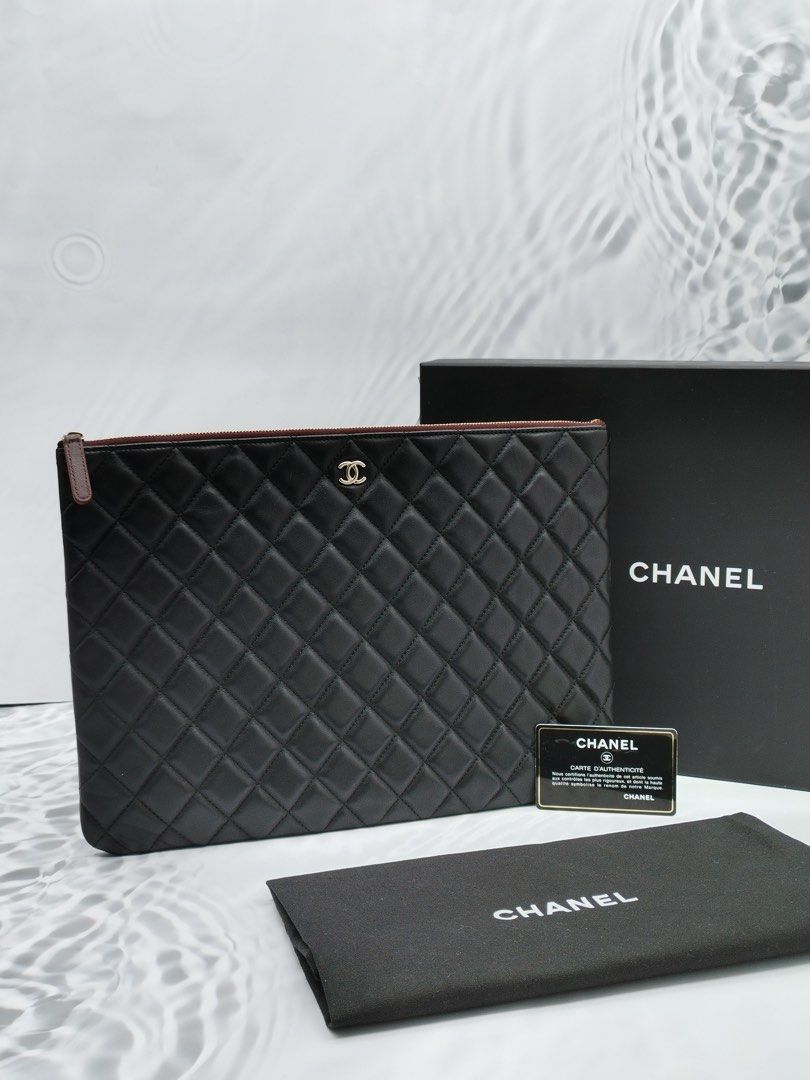 Chanel o sales case large price