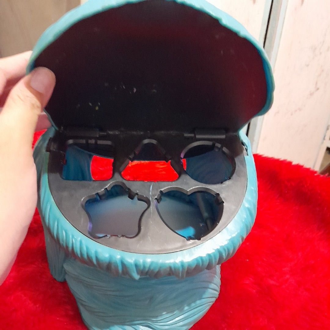 Cookie monster vintage shape sorter, Hobbies & Toys, Toys & Games on