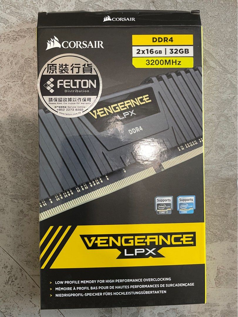 Cmk32gx4m2b3200c16 top