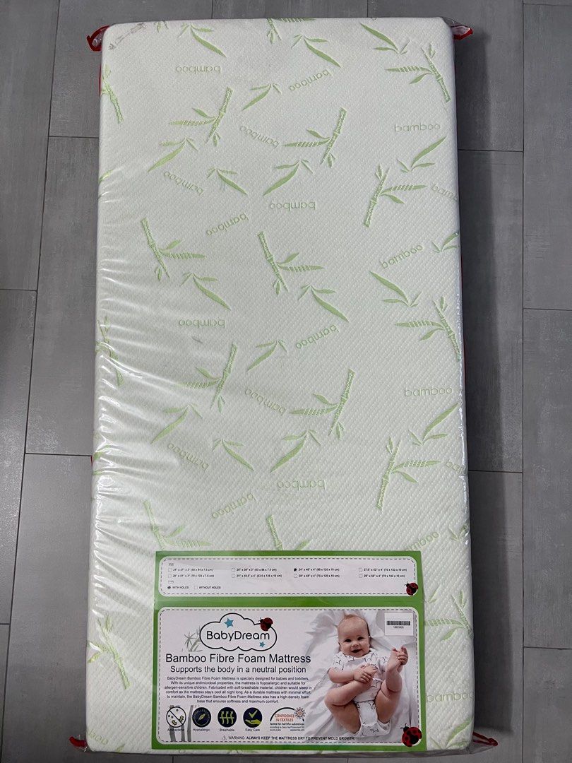 RUGUIES BAMBOO- Reisbedmatras 120x60 cm voor maximaal comfort- Opvouwbaar en draagbaar- Afneembare hoes van bamboe-katoen- Vloermat voor baby's- Hypoallergeen- Oeko Tex