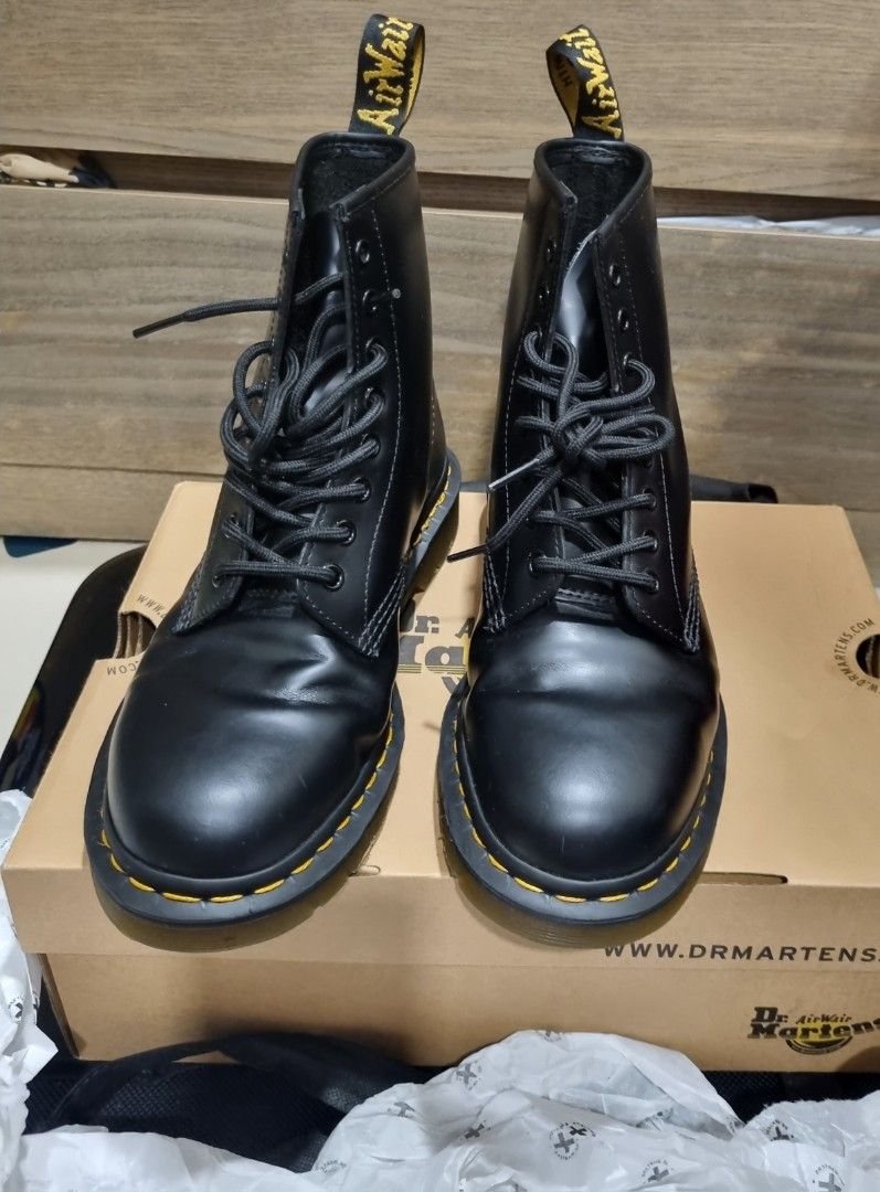 Dr martens uk 2025 boots