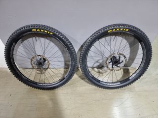 DT SWISS 350 X RACEFACE ARC30 BOOST 27.5" MICRO SPLINE WHEELSET