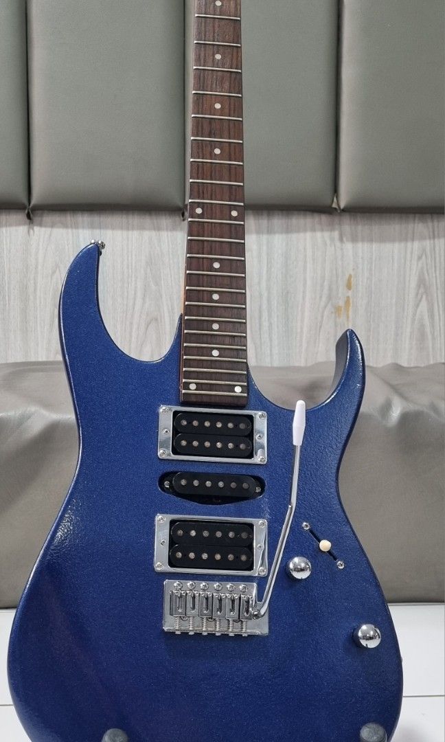 Ibanez Electric guitar, Hobbies & Toys, Music & Media, Musical