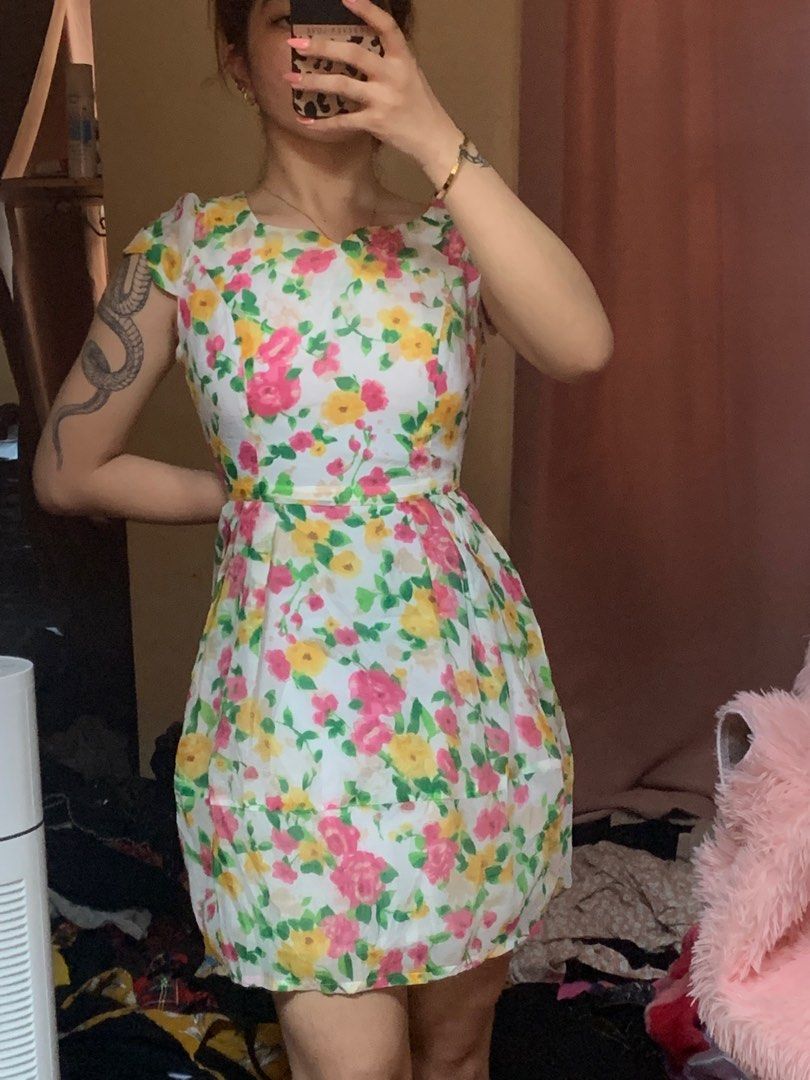 Floral dainty Sunday dress Women s Fashion Dresses Sets Dresses on Carousell