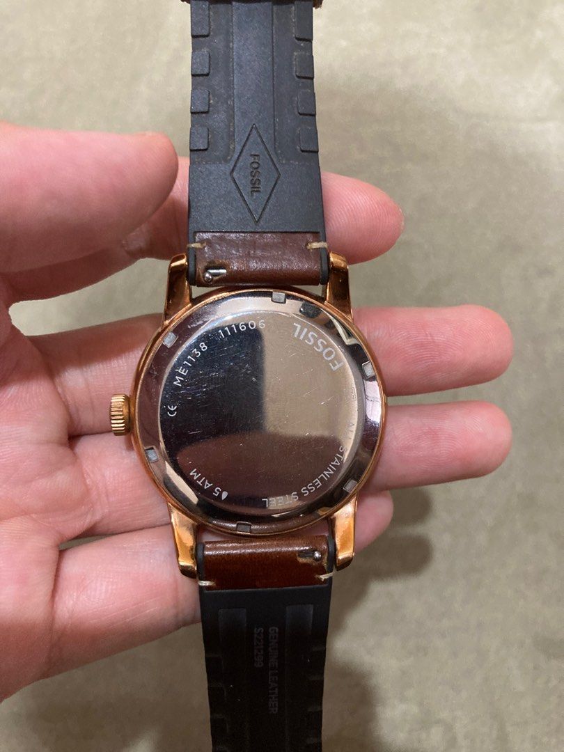 Fossil best sale me 1138