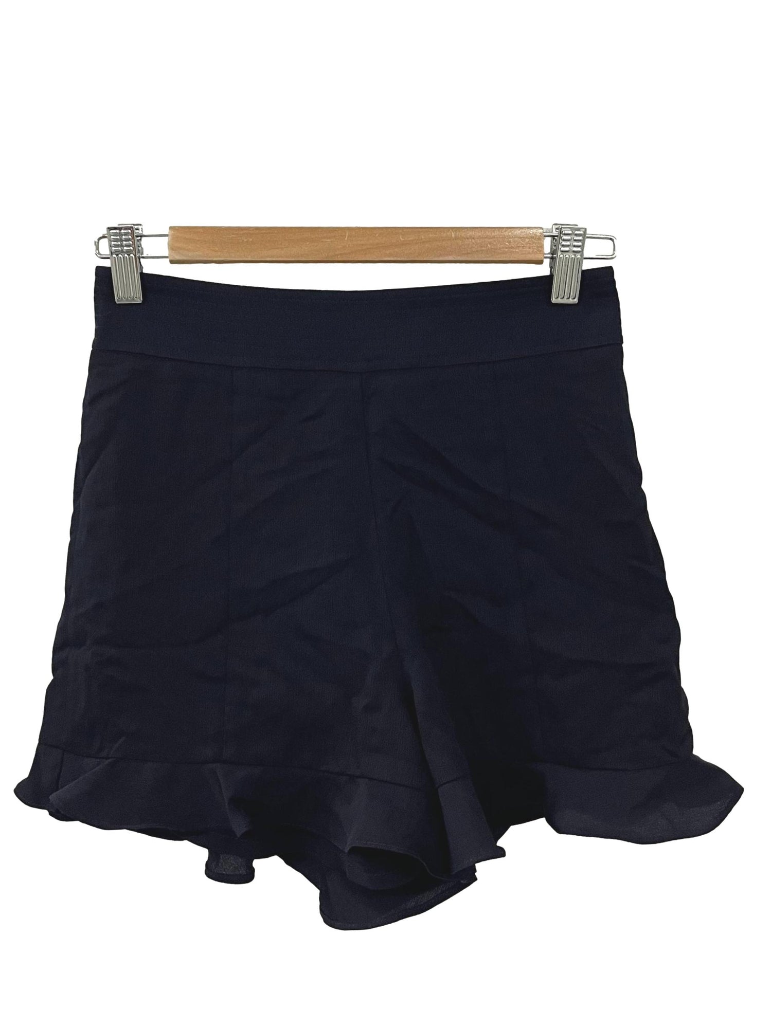 GG5 Navy Blue Ruffle Shorts, Women's Fashion, Bottoms, Shorts on Carousell