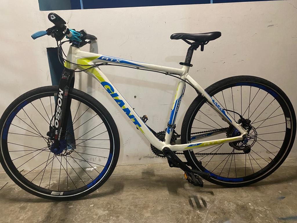 Giants atx, Sports Equipment, Bicycles & Parts, Bicycles on Carousell