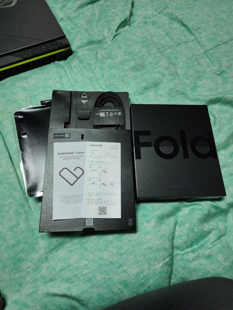 Globe galaxy fold 4 Clearance
