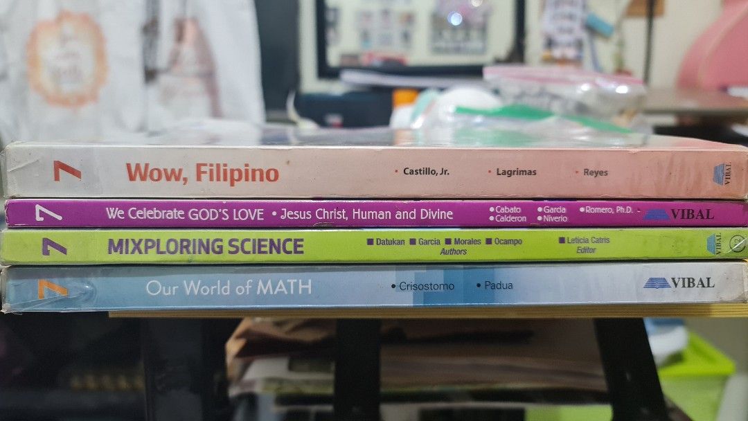 GRADE 7 BOOKS, Hobbies & Toys, Books & Magazines, Textbooks on Carousell