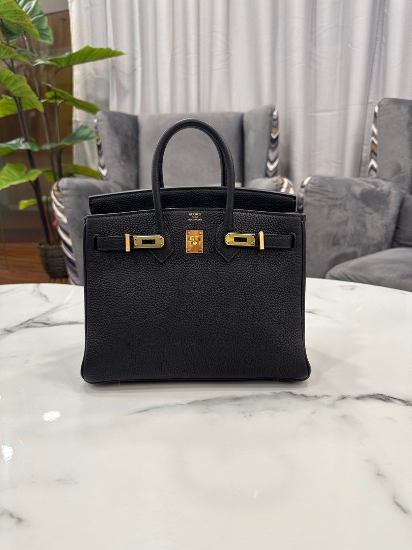 B25 black togo gold hardware , Luxury, Bags & Wallets on Carousell