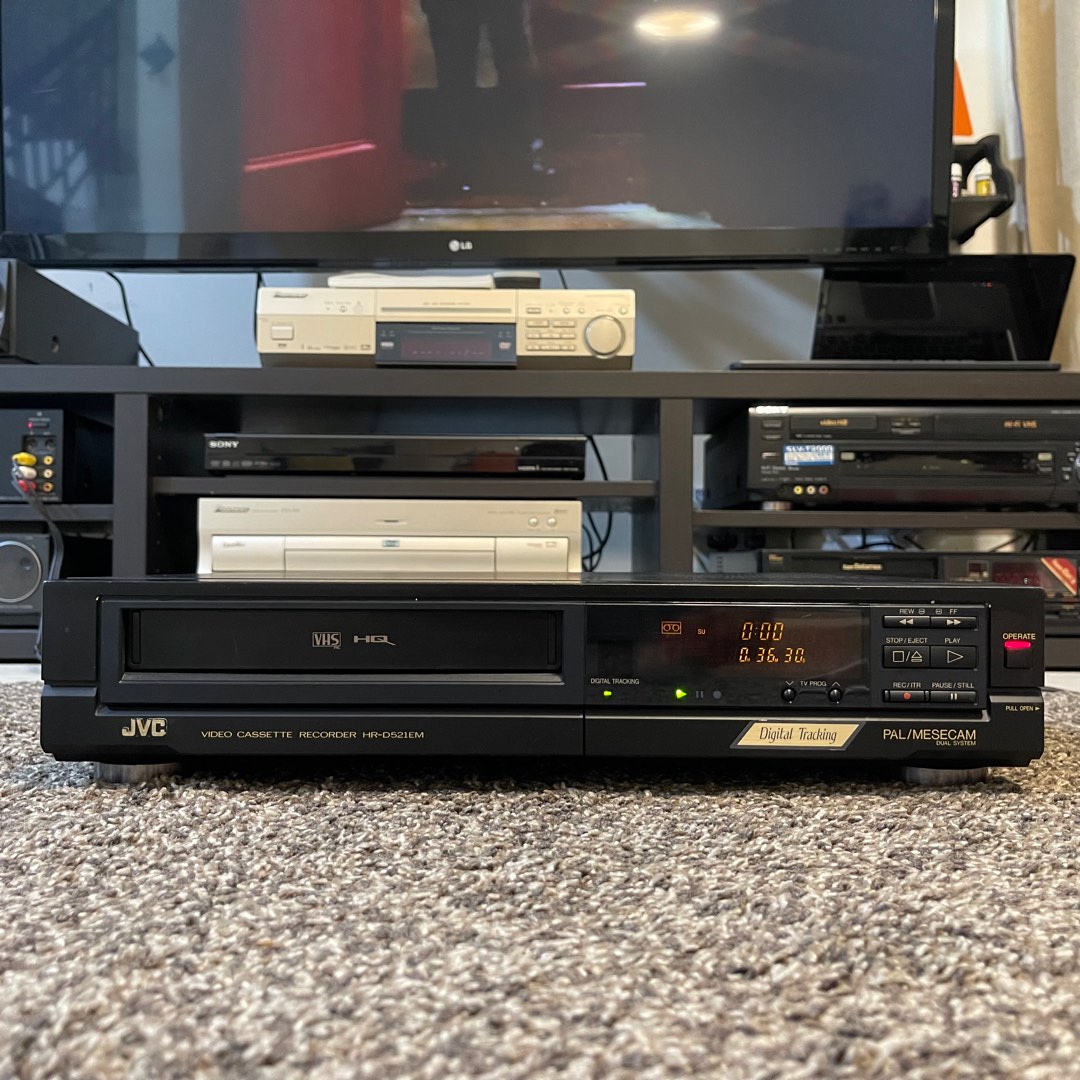 JVC HRD521EM video cassette recorder, TV & Home Appliances, TV