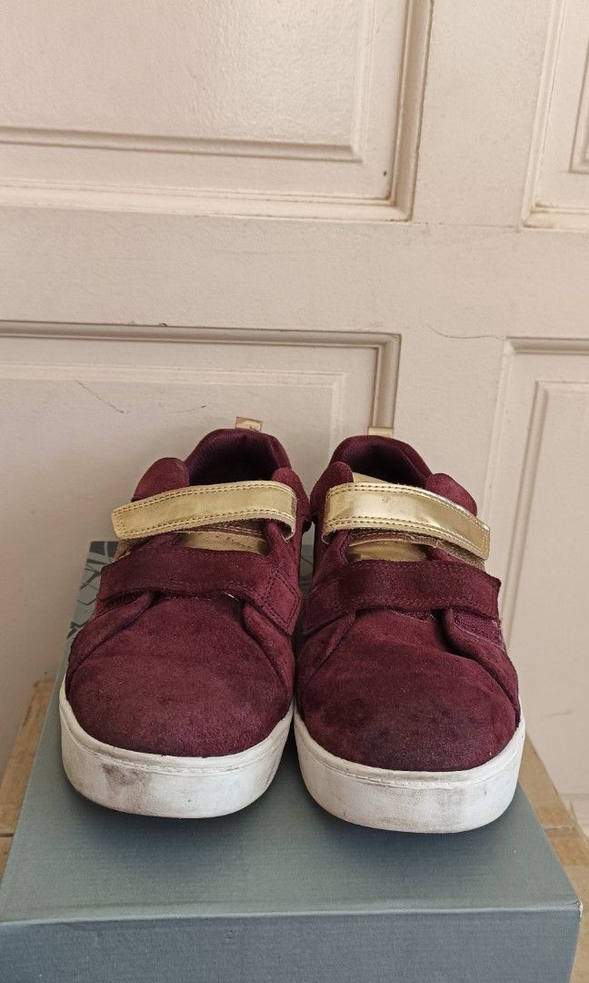 Clarks iron store man shoes