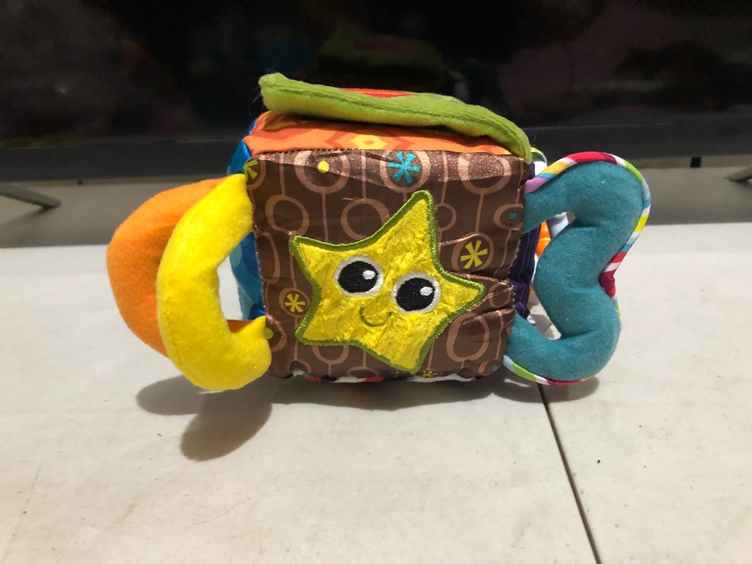 Lamaze cube 2025 toy