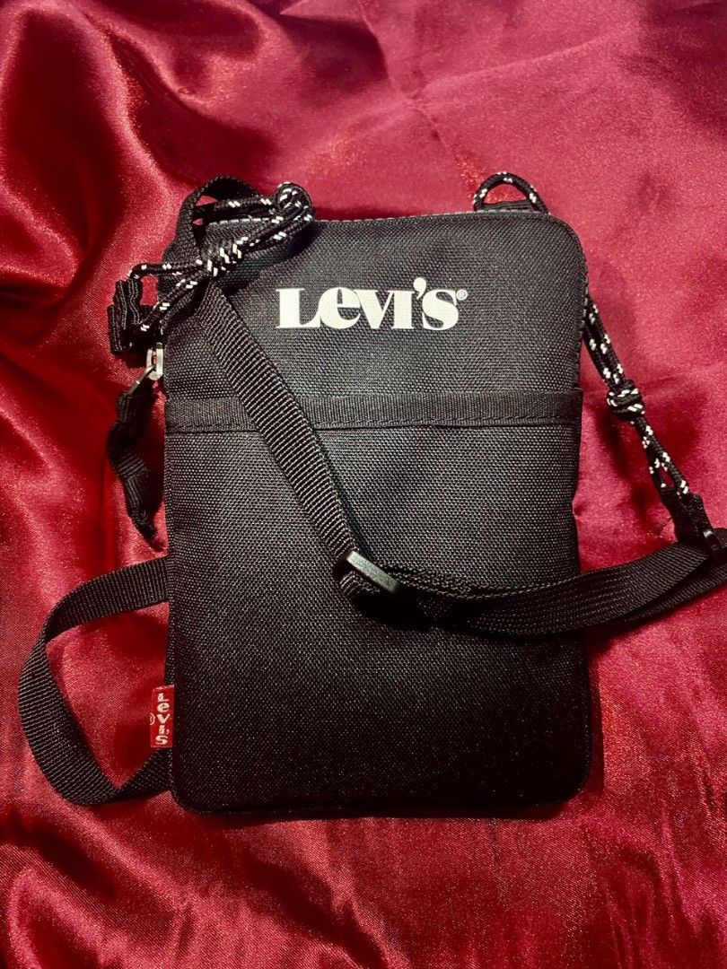 Levi's mini sale crossbody bag