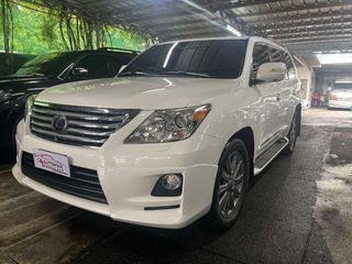 Lexus LX570 Sport Auto