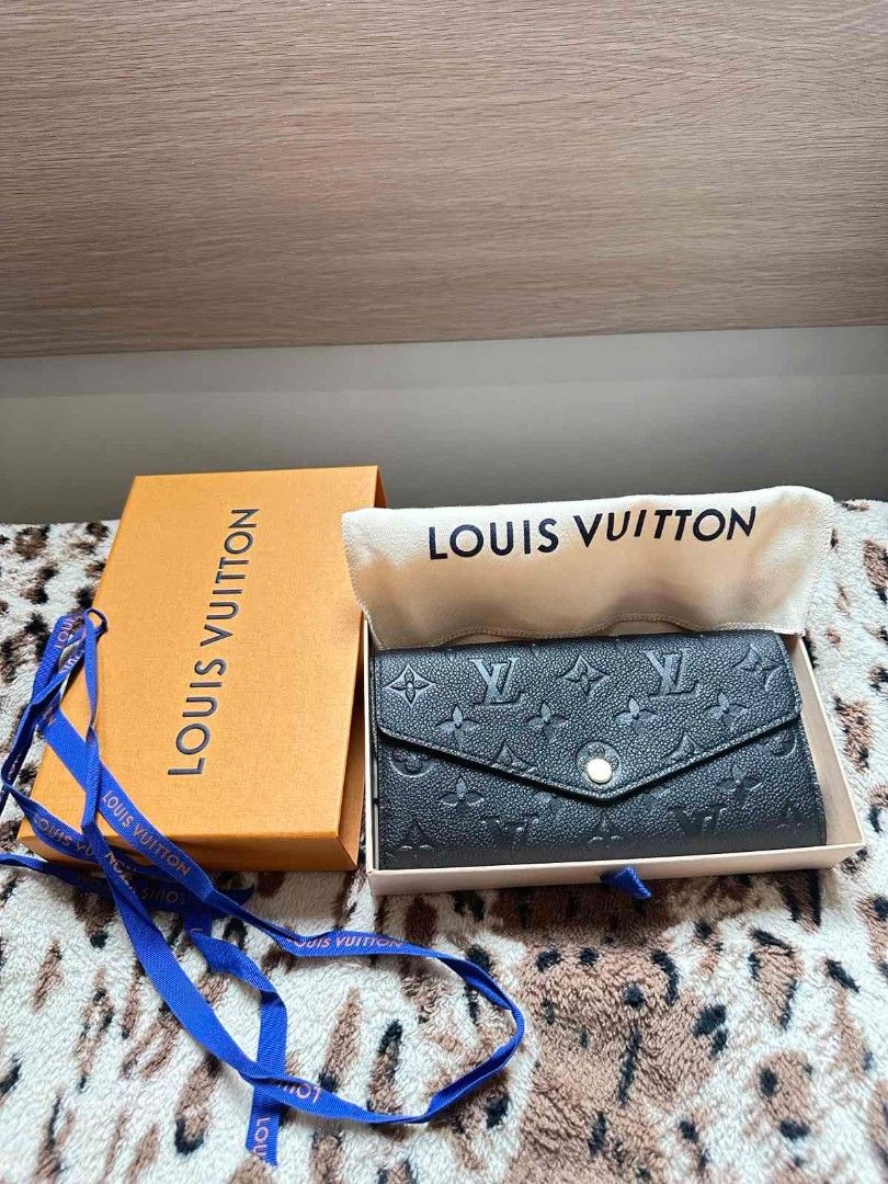 LV SARAH MULTICARTES WALLET, Luxury, Bags & Wallets on Carousell