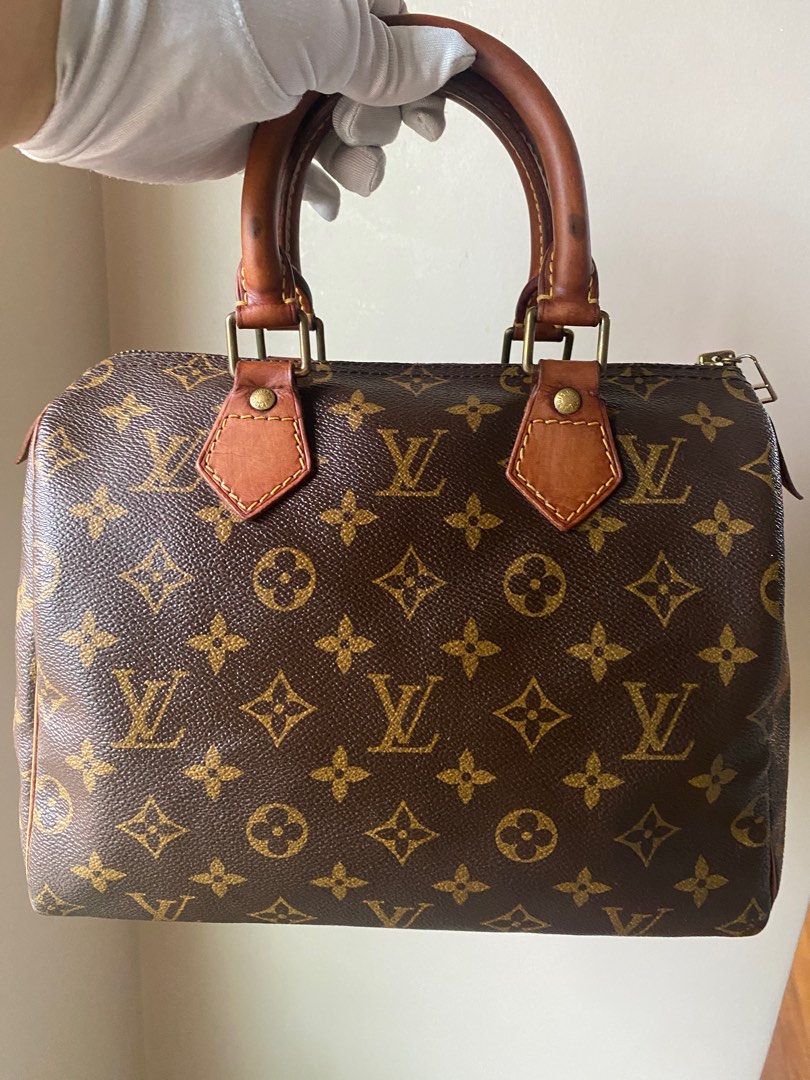 LV speedy 25 w/ date code(M54177), Luxury, Bags & Wallets on Carousell