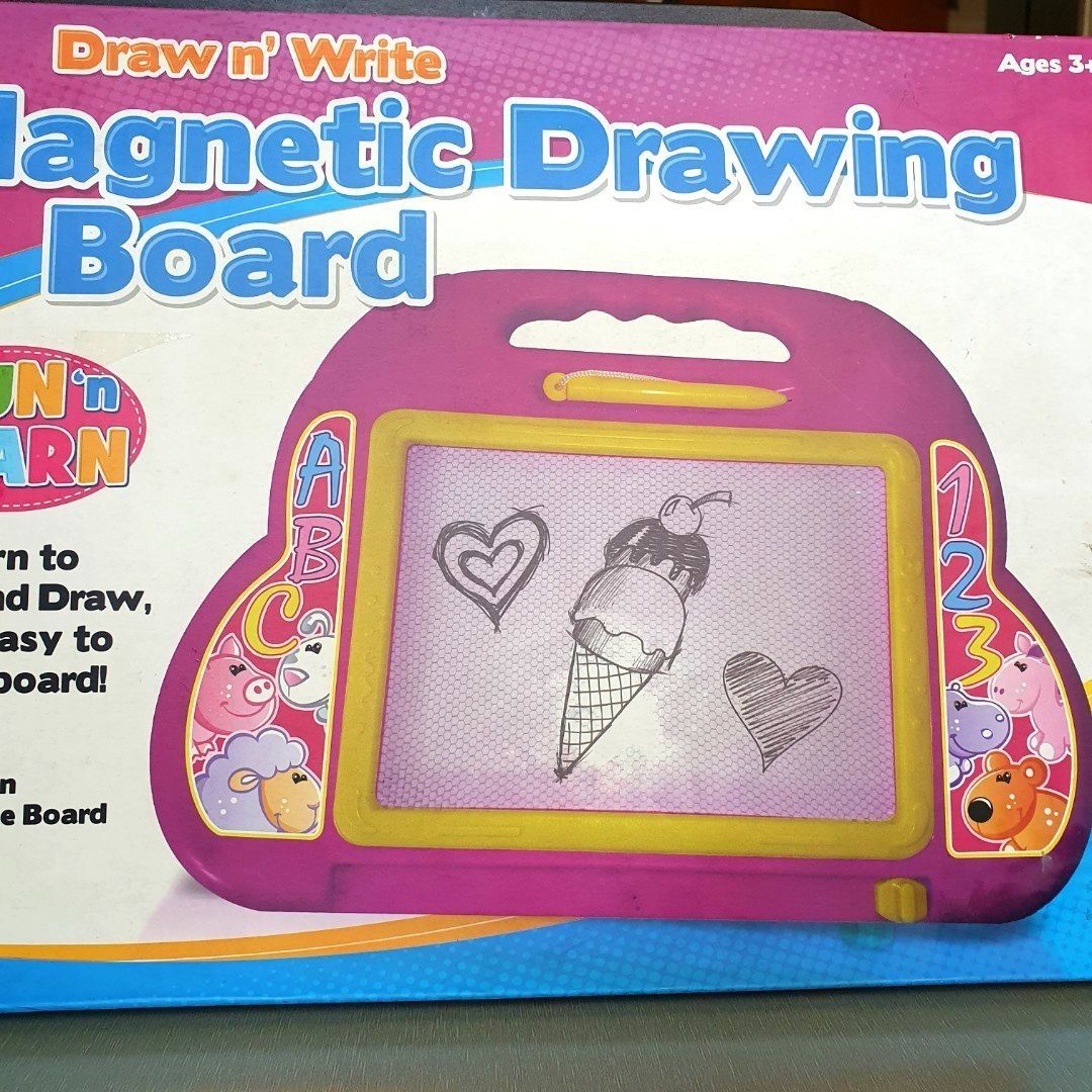 Magnetic Drawing Board (Category: Stationery & School Supplies) located in Cebu City. Submitted by lyn168 (Listing ID 1246836877, Image 2). Description: brandnew.