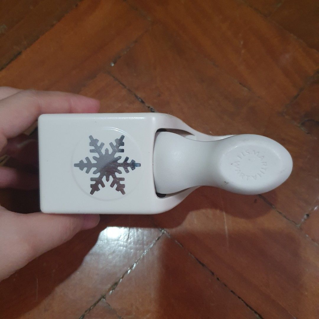 Martha Stewart Snowflake Deco Puncher on Carousell