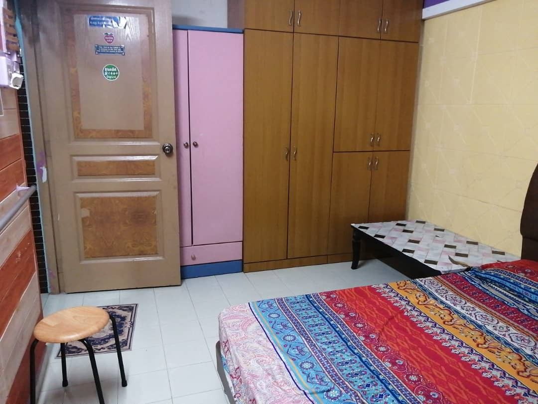 Master bed room blk 229 bukit batok, Home Services, Others on Carousell