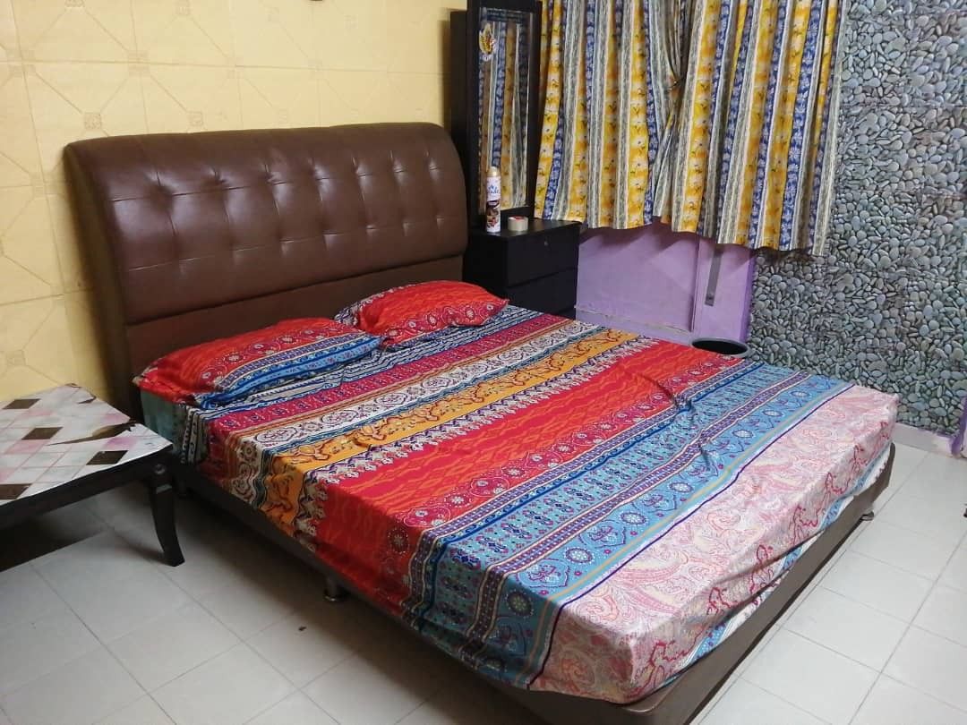 Master bed room blk 229 bukit batok, Home Services, Others on Carousell