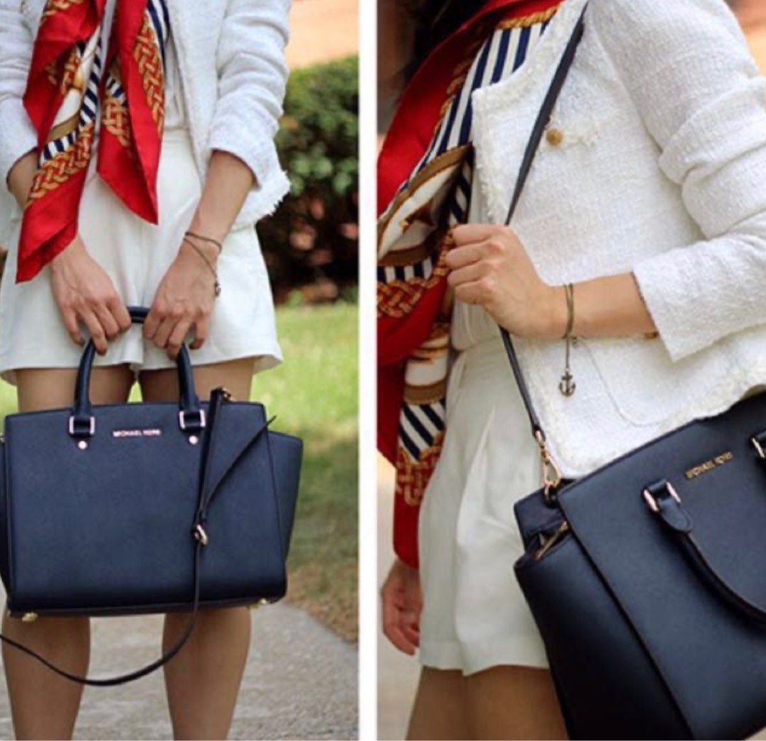 Michael Kors Selma Large in Navy