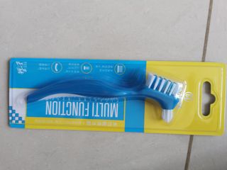 (Category: ) located in . Submitted by catwalk233 (Listing ID 1246762935, Image 1). Description: .