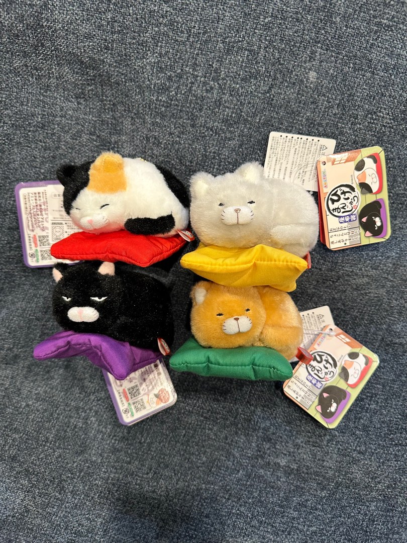 🇯🇵🐱Neko 厭世坐墊貓貓掛飾❤️💛💚💜, 興趣及遊戲, 玩具& 遊戲類