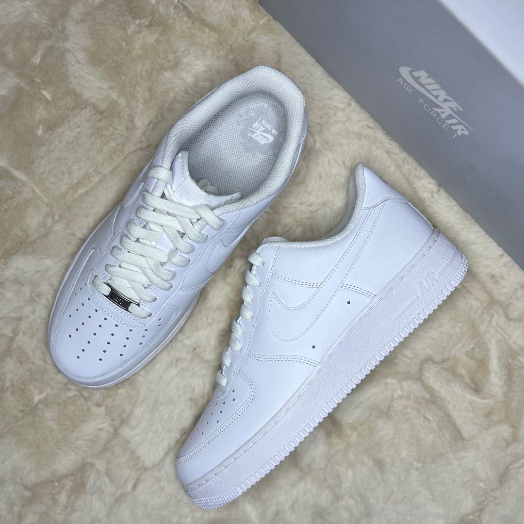 NIKE AIR FORCE 1 07 TRIPLE WHITE