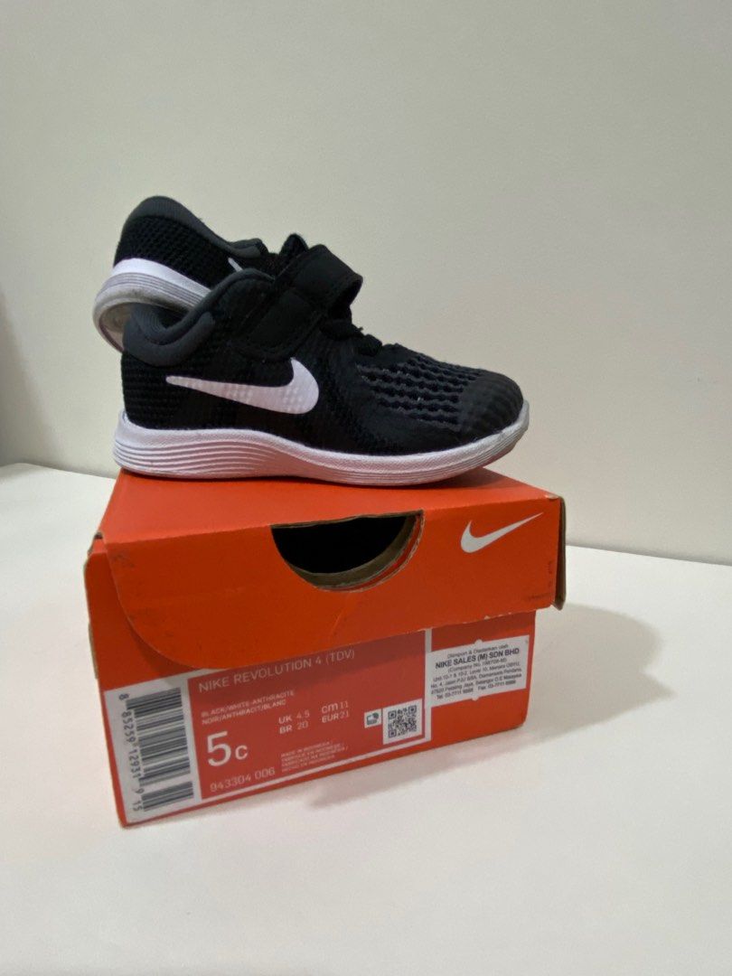 Nike revolution 4 best sale baby