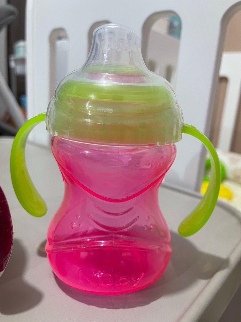 Nuby Training Sippy cup (Category: Weaning & Toddler Feeding) located in Quezon City. Submitted by mertrsl (Listing ID 1246919640, Image 1). Description: Washed but not used.