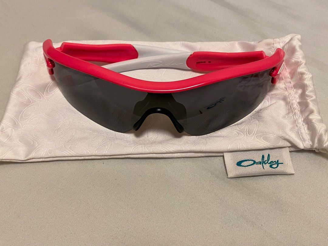Oakley Radar for Ladies Men s Fashion Watches Accessories