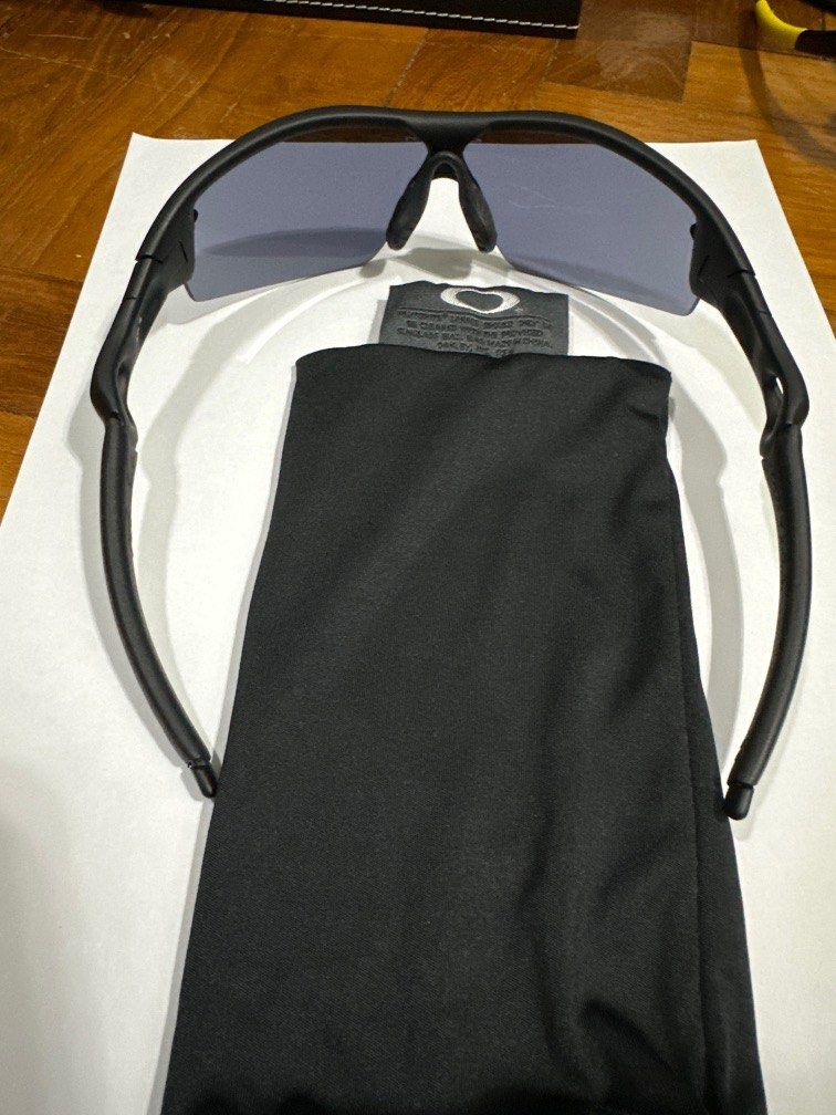 Oakley Radar Pitch Asian Fit 09707J black Sunglasses, Men's Fashion