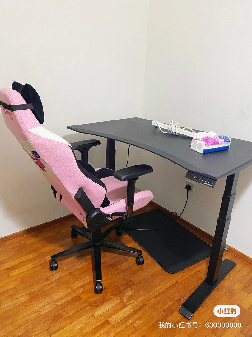 Omnidesk and secretlab chair, Furniture & Home Living, Furniture