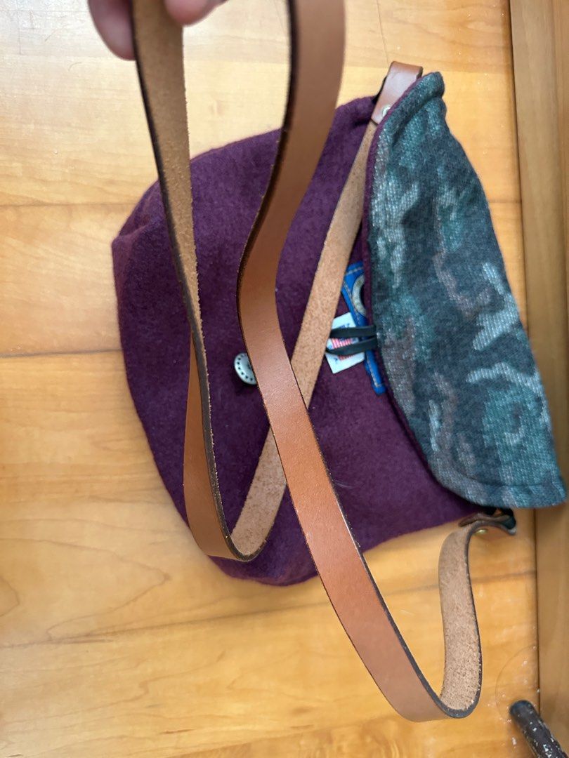 oregonian outfitters shoulder bag, 女裝, 手袋及銀包, 單肩包- Carousell