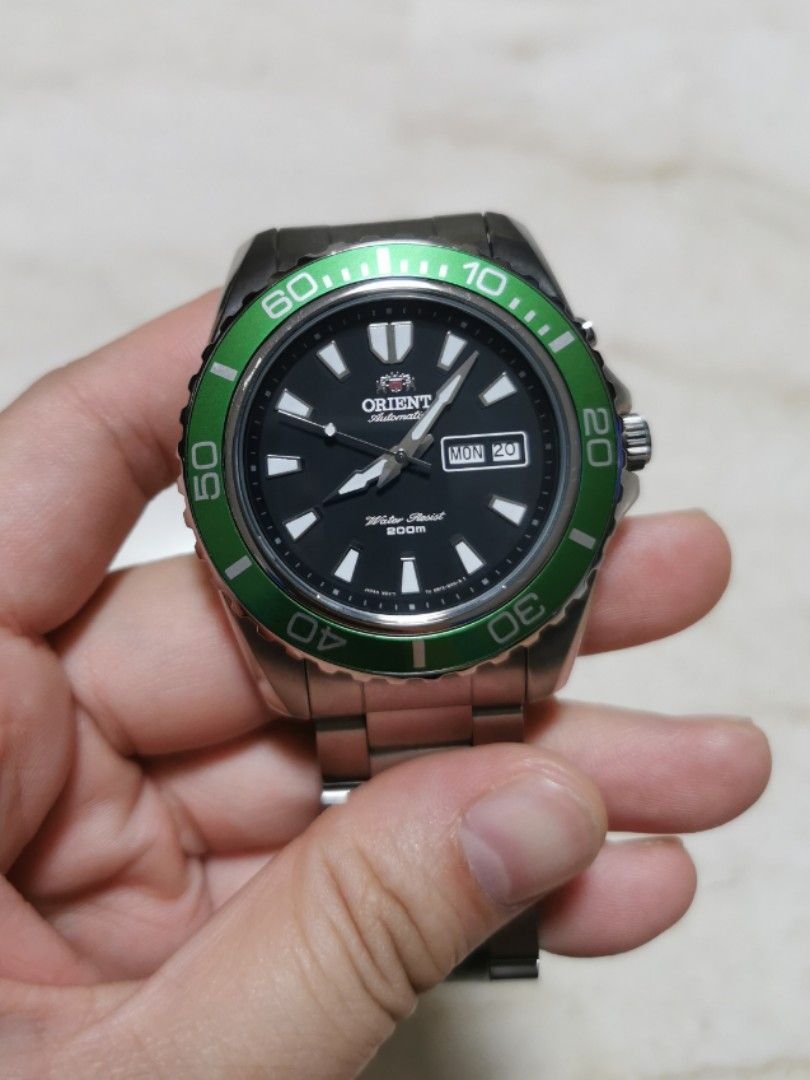 Orient Men s Mako XL Green Bezel Japanese Automatic Stainless Steel Diving Watch