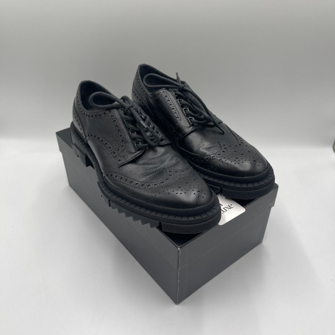P2520 Versace Brogues Shoes in Black Luxury Sneakers Footwear