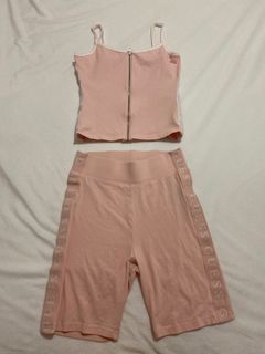 Pink guess matching set