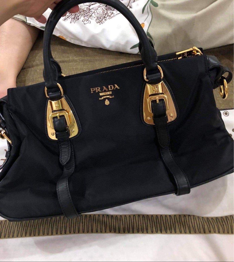 Authntic Prada Tessuto/Saffiano Nero bag ,EUC