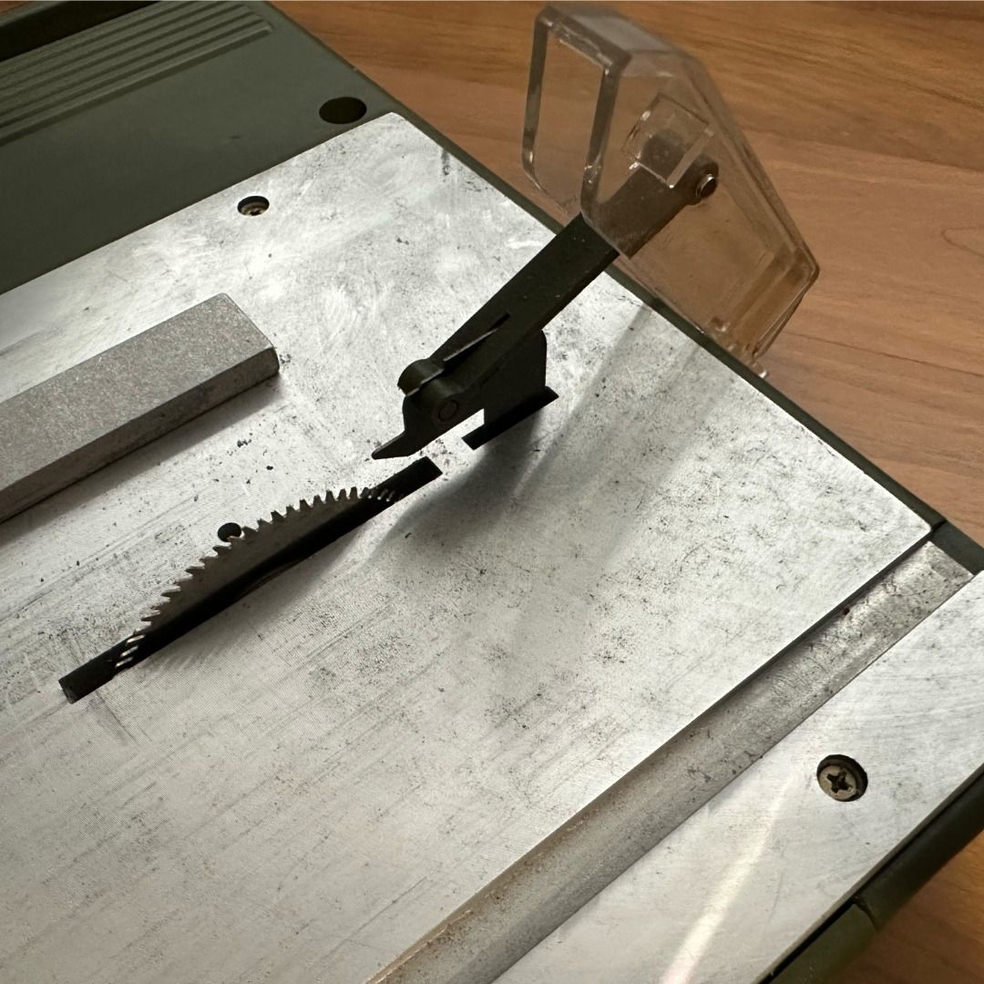 Proxxon Bench Circular Saw KS230, Hobbies & Toys, Stationery & Craft