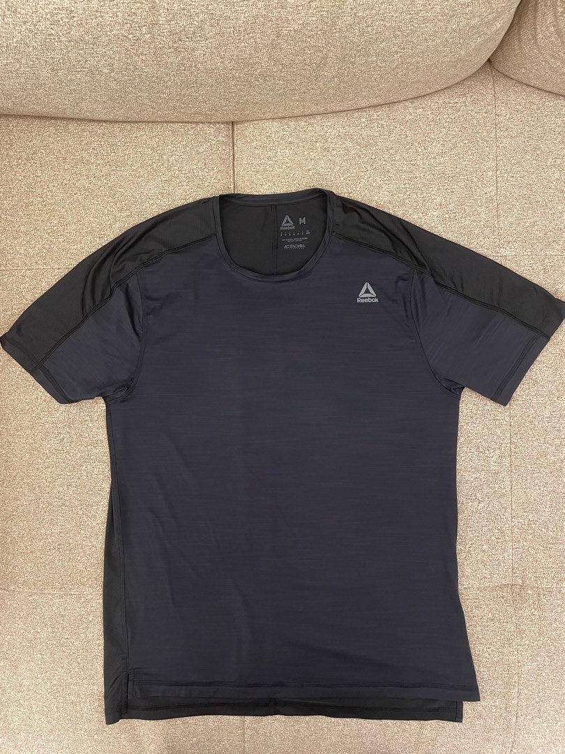 Reebok Men Training ActivChill Move Tee Shirt M Men s Fashion