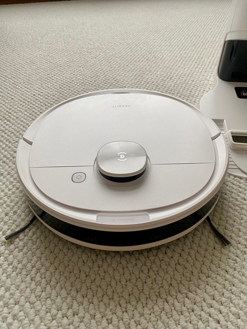 Robot Vacuum & Mop Cleaner w. Self Empty Station ECOVACS DEEBOT N8